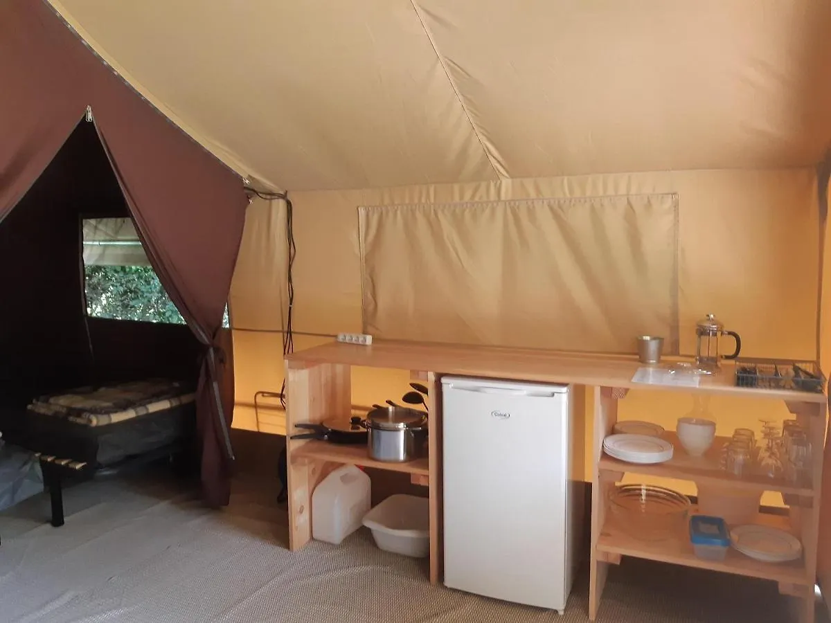 Kamp alanı Camping Onlycamp Domelin Beaufort